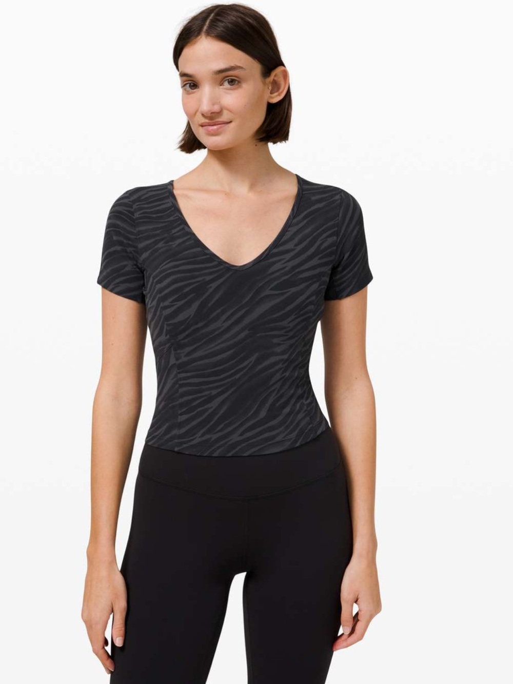 lululemon Nulu Cropped Slim Yoga Short Sleeve - Le Tigre Camo